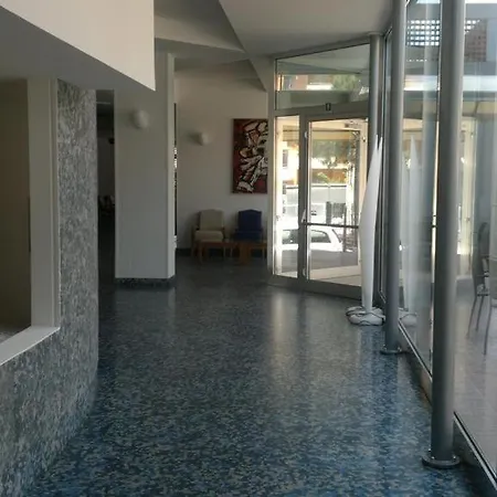 Leuco' 3*