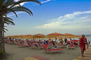 Leuco' Hotel