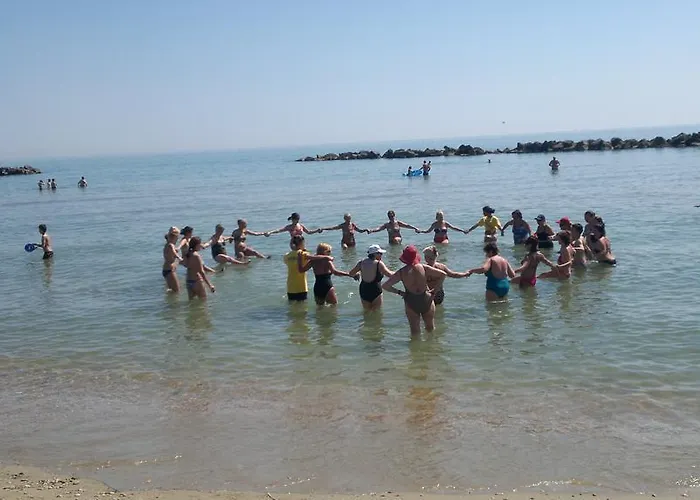 Leuco' Szálloda Martinsicuro